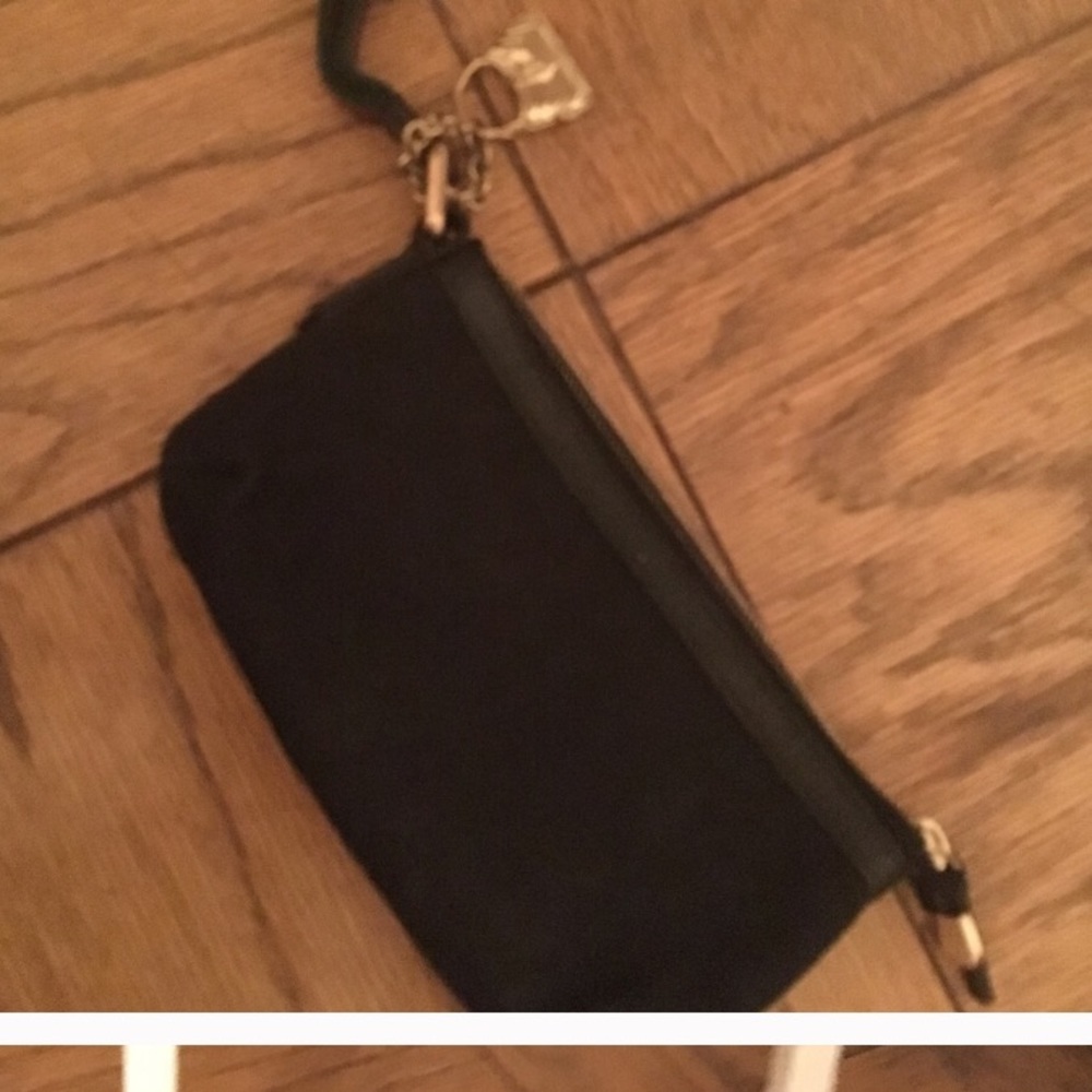 Gucci wristlet